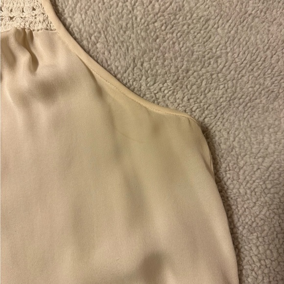 Joie Doria Silk Tank Top Cream Porcelain Crochet Shoulder Button Front - Picture 12 of 13
